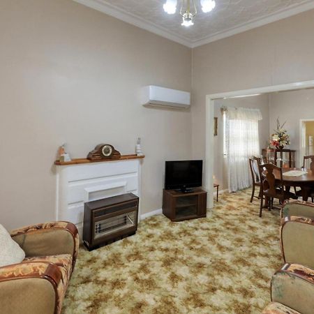 Charles Rasp Motor Inn & Cottages Broken Hill Ngoại thất bức ảnh