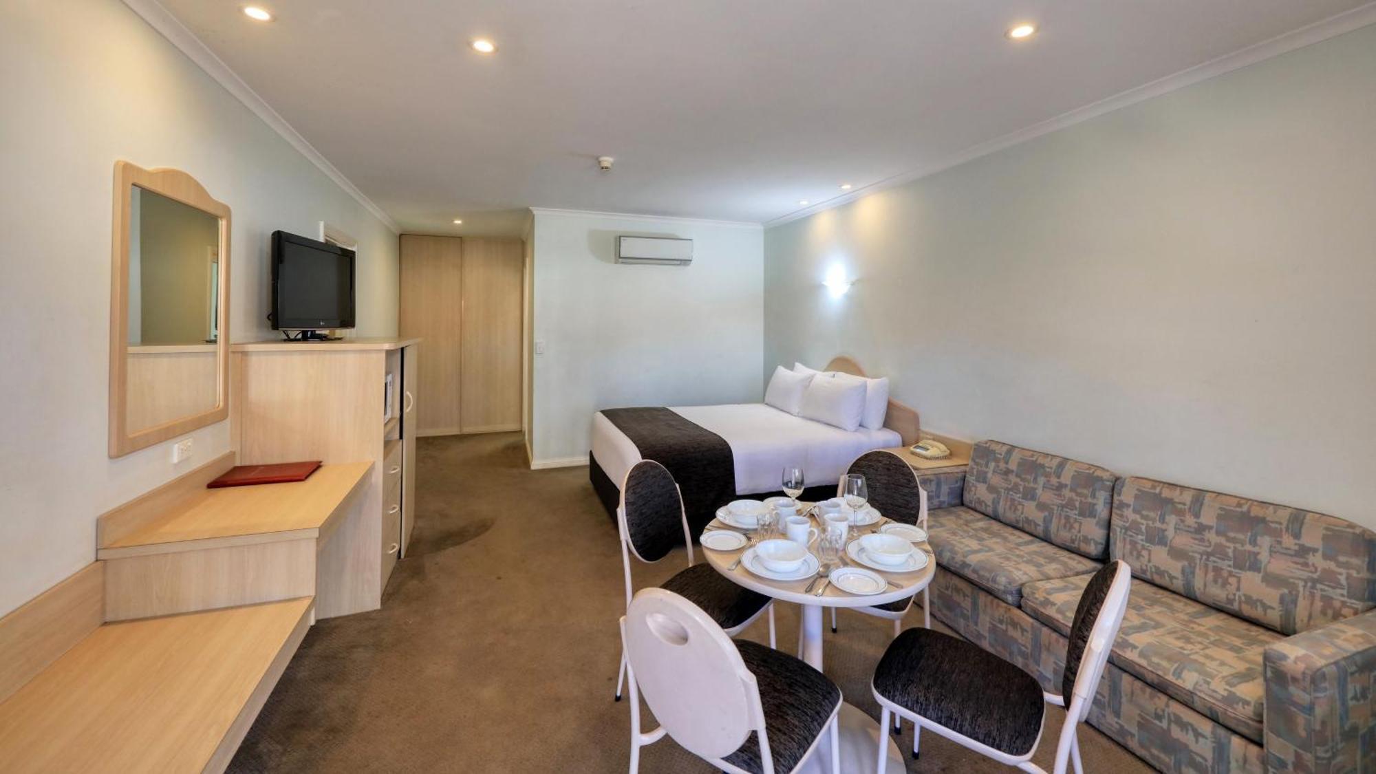 Charles Rasp Motor Inn & Cottages Broken Hill Ngoại thất bức ảnh