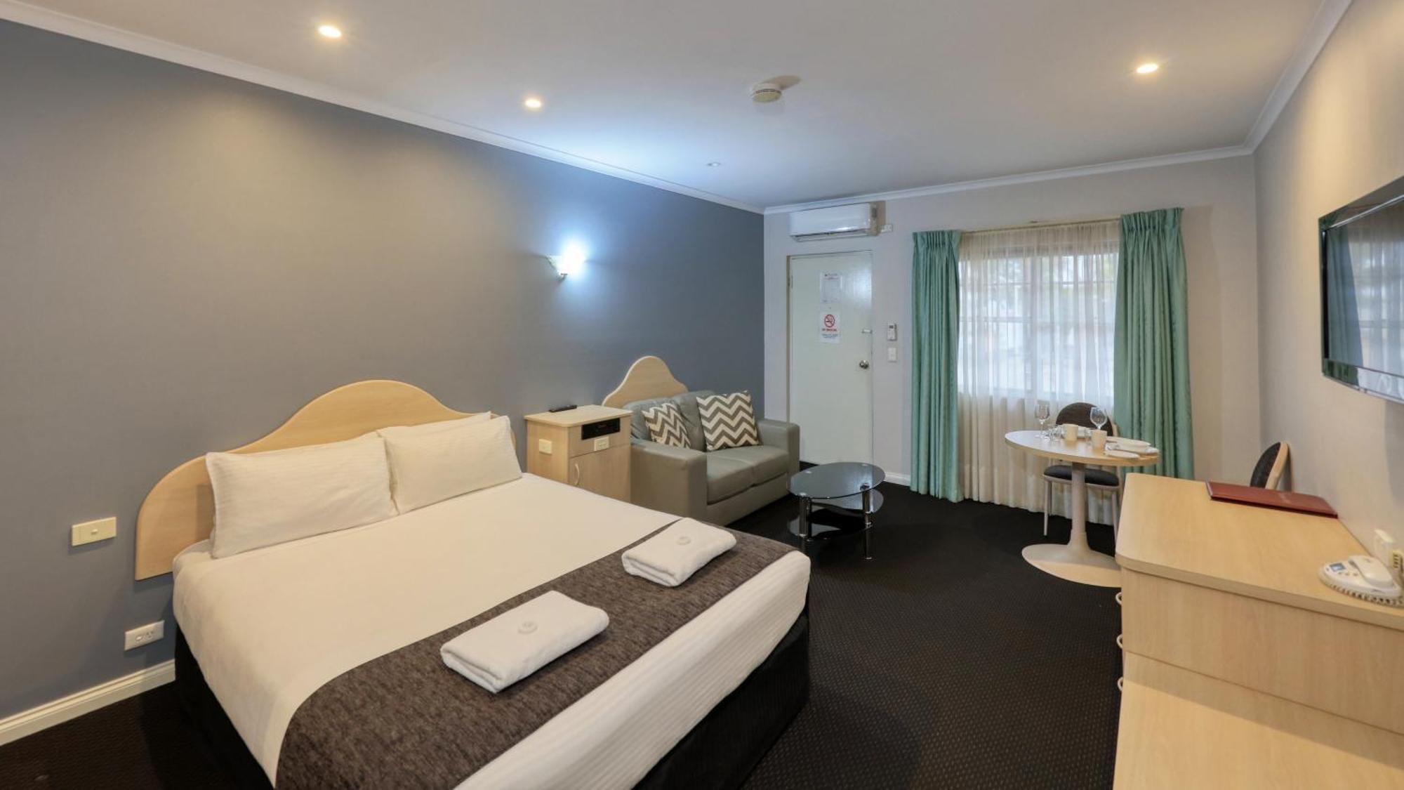 Charles Rasp Motor Inn & Cottages Broken Hill Ngoại thất bức ảnh