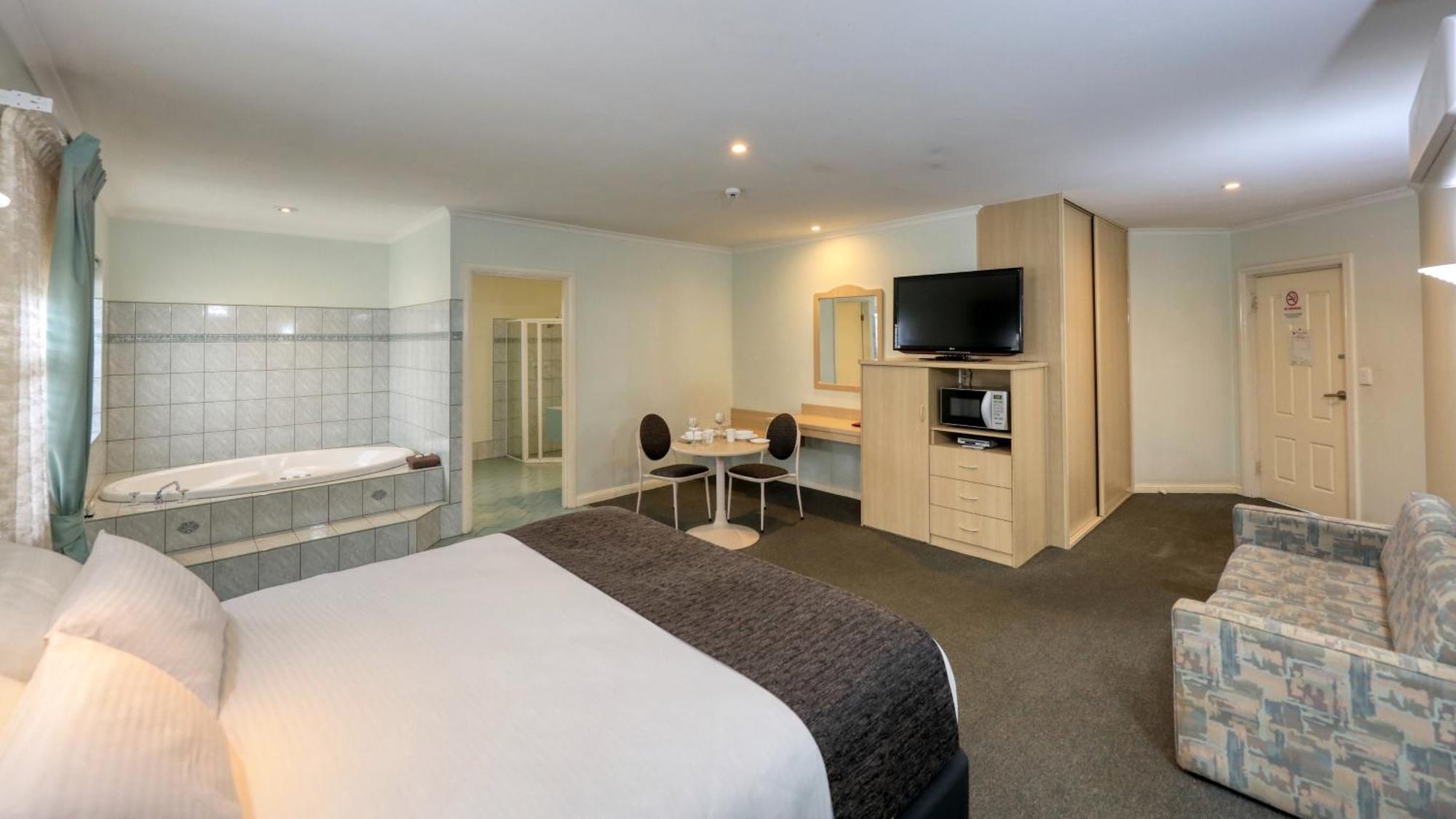 Charles Rasp Motor Inn & Cottages Broken Hill Ngoại thất bức ảnh