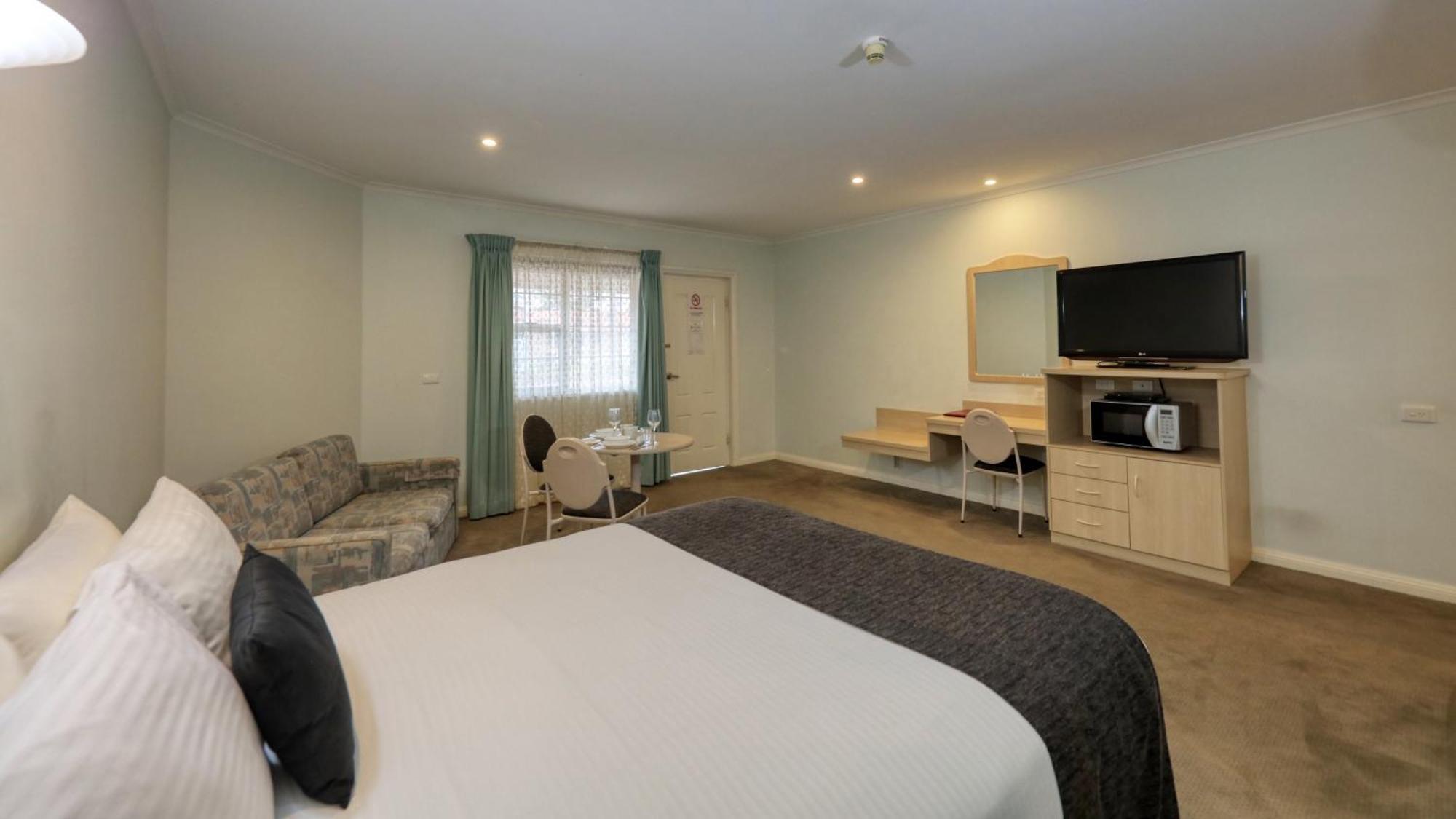 Charles Rasp Motor Inn & Cottages Broken Hill Ngoại thất bức ảnh