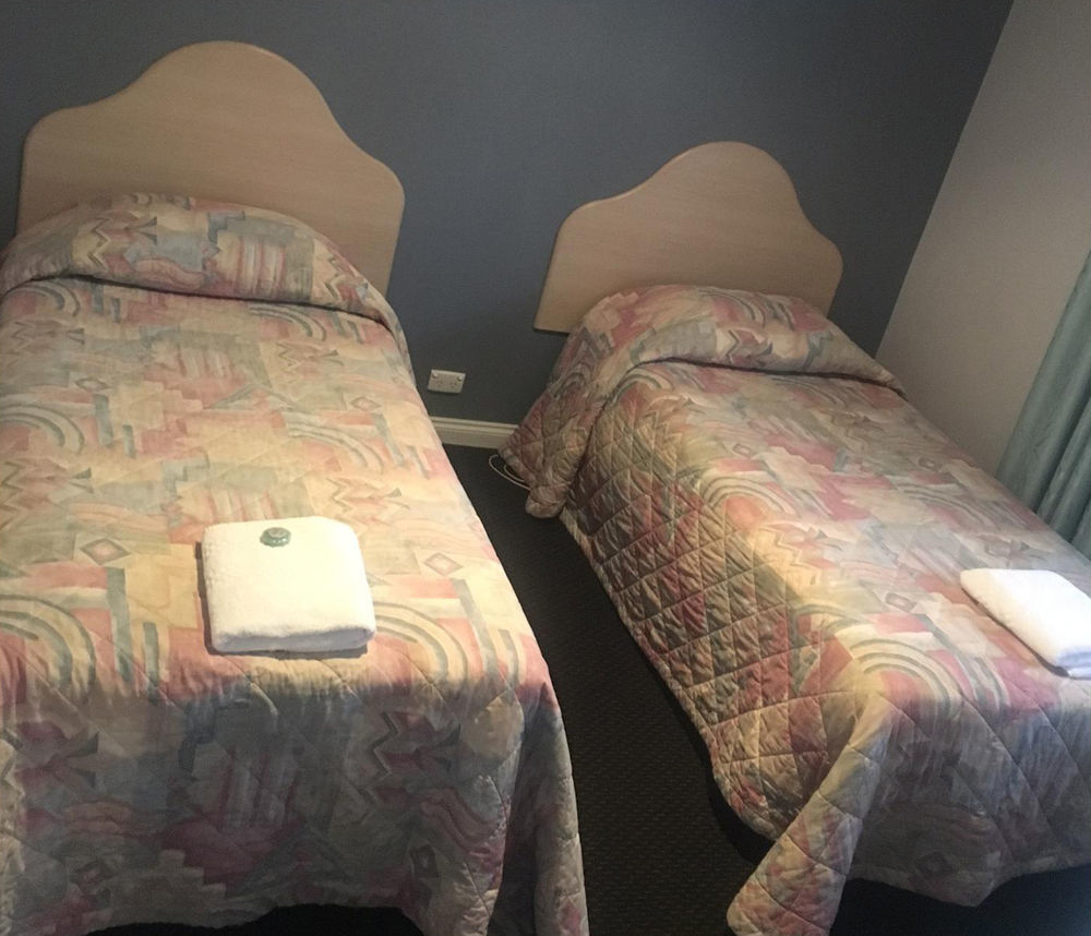 Charles Rasp Motor Inn & Cottages Broken Hill Ngoại thất bức ảnh